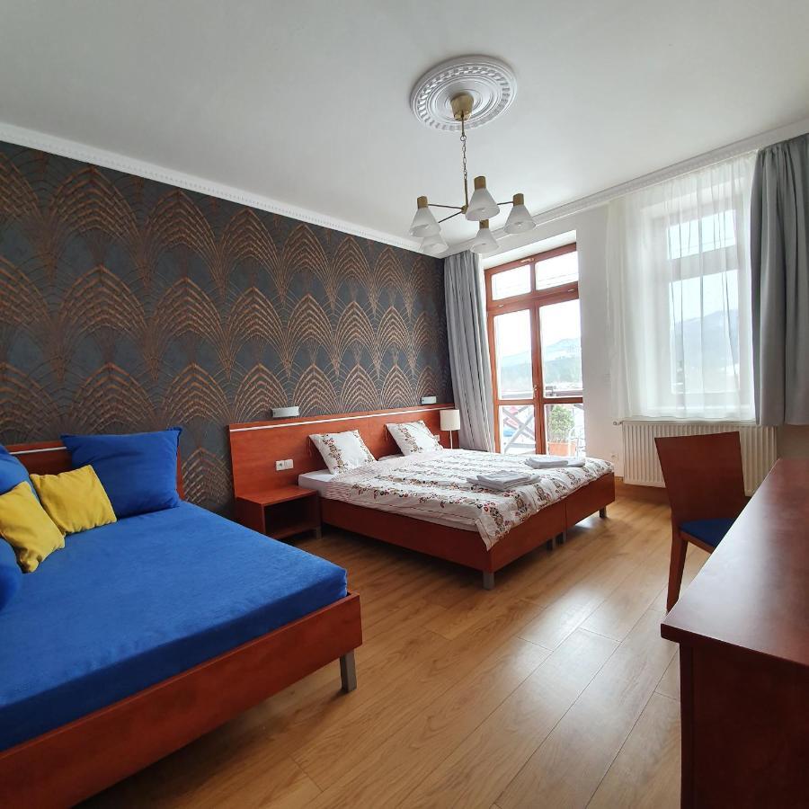 Red Deer Hotel Brezno Dış mekan fotoğraf